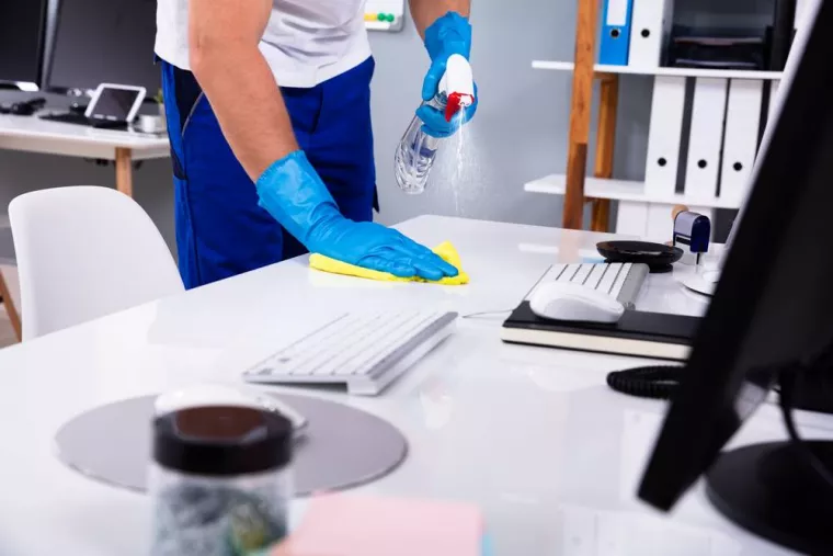 Entreprise d'entretien de locaux professionnels à Villeneuve-d'Ascq, Villeneuve-d'Ascq, Vitro'Clean